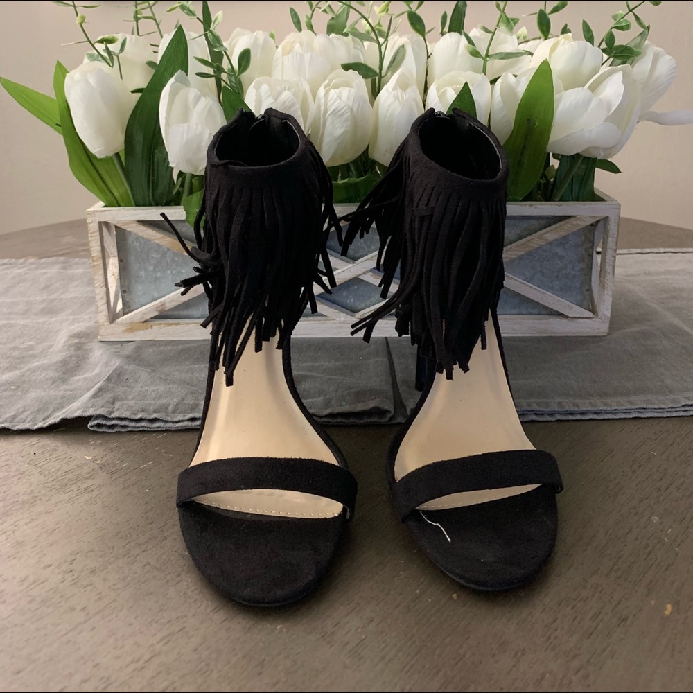 Black fringe shoes